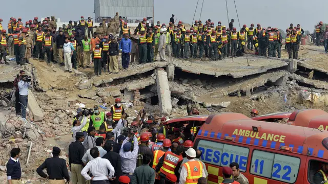 جائے وقوعہ پر امدادی سرگرمیوں میں 400 سے زائد افراد حصہ لے رہے ہیں جن میں ریسکیو 1122، پاک فوج، ایدھی فاؤنڈیشن جح علاوہ فلاح انسانیت فاؤنڈیشن سمیت متعدد تنظیموں کے کارکنان شامل ہیں۔
