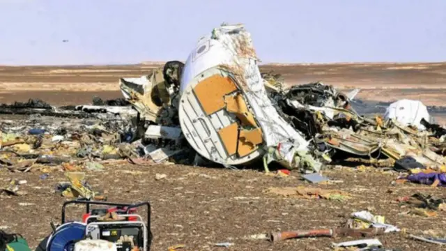 Rus Kogalymavia Havayollarına ait Airbus 321 tipi uçakta yolcu ve mürettebattan hiç kurtulan olmadı.