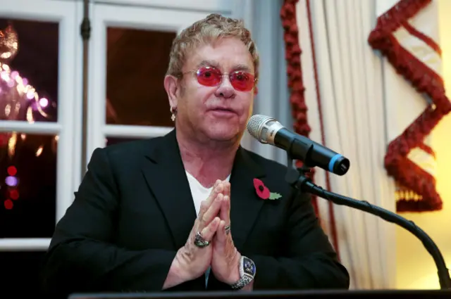 Элтон Джон