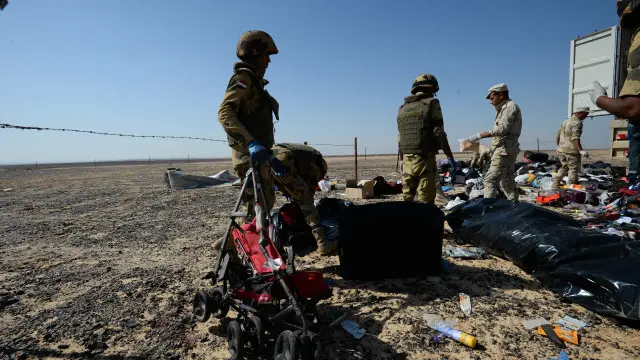 تتزايد التوقعات بانفجار الطائرة الروسية بسبب وجود قنبلة على متنها