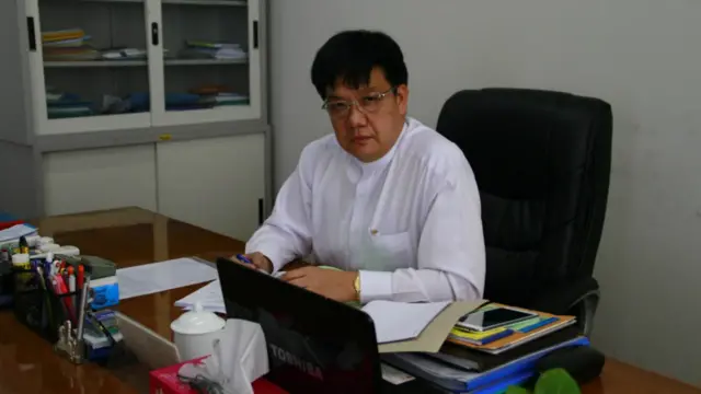 缅甸最后的总审查官丁瑞（Tint Swe）