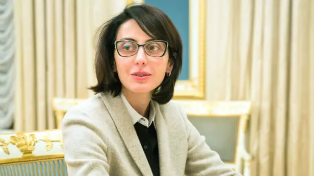 Деканоїдзе