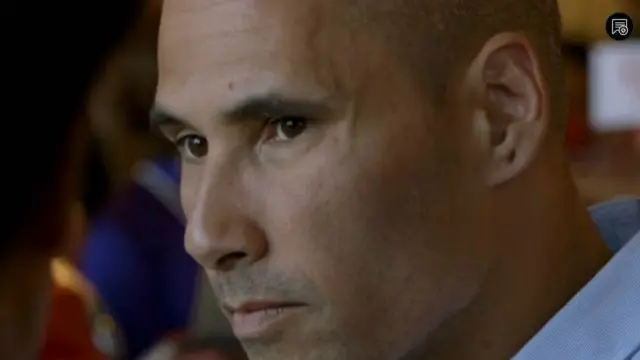 Ông A.C. Thompson đã sang cả Thái Lan để tìm hiểu hoạt động của Mặt Trận Hoàng Cơ Minh