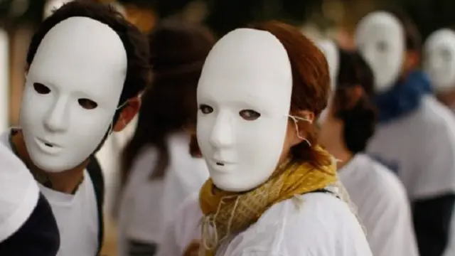 محتجون مناهضون لمجموعة العشرين تجمعوا في نيس بفرنسا قبيل وصول كبار قادة الدول الصناعية الرائدة في عام 2011