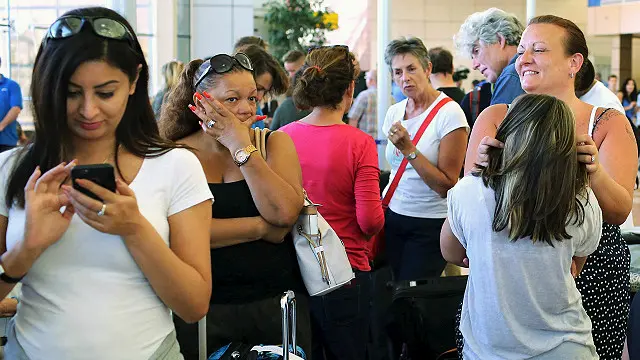 शर्म अल शेख़ में ब्रितानी सैलानी