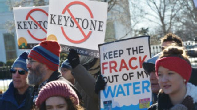 Manifestantes protestan contra el proyecto Keystone XL