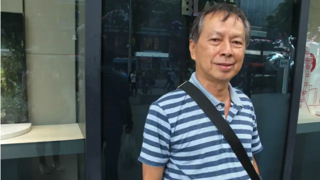 新加坡的Tan先生說:「中國、台灣領導人在新加坡會面,還蠻有趣的。我覺得會議重要,因為中國希望讓台灣統一,雙方互相信任。假如中國給香港多點空間,事情會比較順利,對台灣也是一樣。」