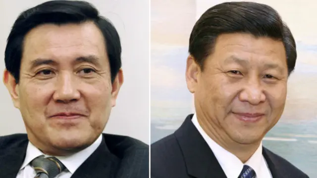 A droite le président taïwanais Ma ying-jeou et à droite le président chinois Xi Jinping