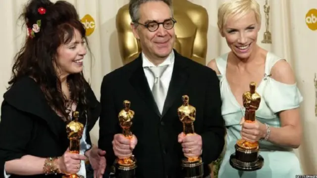 تفوز سلسلة "ملك الخواتم" بجائزة أفضل موسيقى تصويرية بعد حصد جوائز أوسكار منذ سنوات