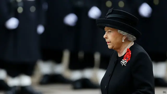 queen_elisabeth_remembrance_day