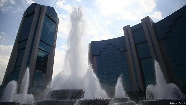 Trung tâm thương mại ở thủ đô Tashkent của Uzbekistan