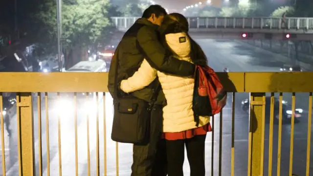  کارڈ کی تصاویر چینی سوشل میڈیا پر کئی بار شیئر کی گئی ہے