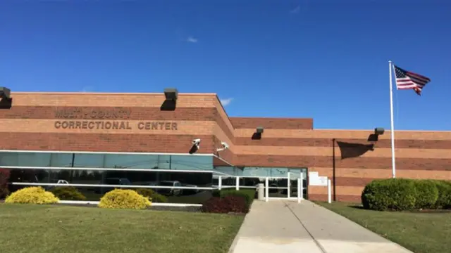 Las comisiones que se le aplican pueden variar desde US$1 a US$66 por día.