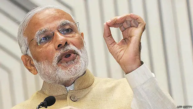 नरेंद्र मोदी