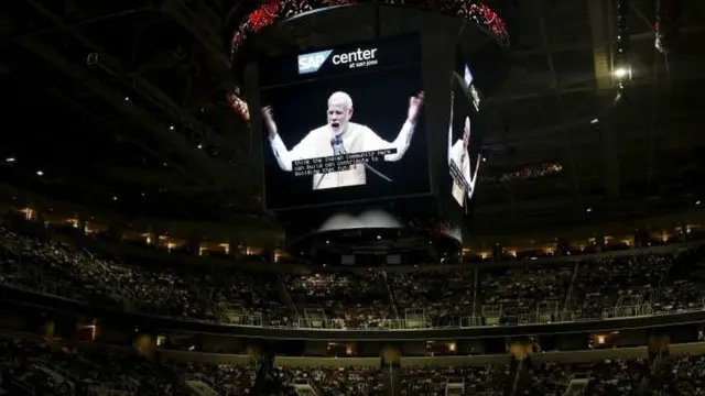 नरेंद्र मोदी