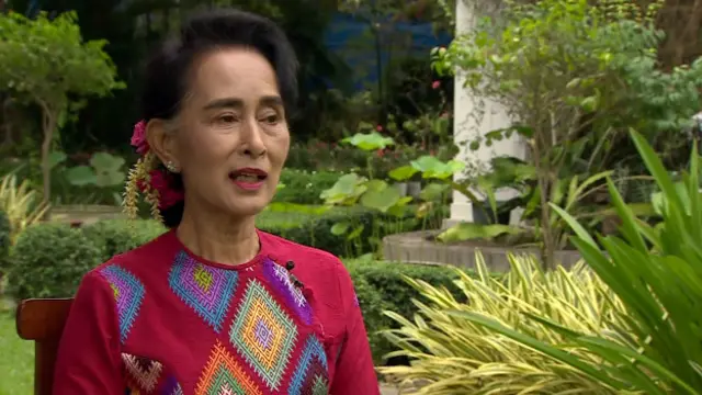 Хотя Аун Сан Су Чжи не сможет занять пост президента, она намерена принимать ключевые решения о судьбе страны