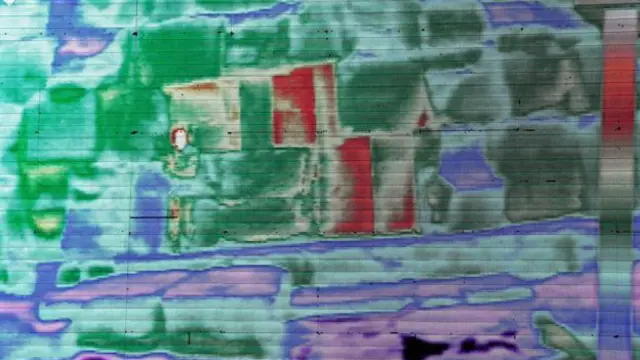 عظیم ہرم مصر کے نیچے تین متصل پتھروں میں درجہ حرارت میں اضافے کا پتہ چلا ہے