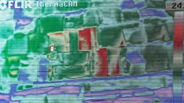 الكاميرات رصدت درجات حرارة عالية في ثلاثة أحجار في قاع الهرم الأكبر