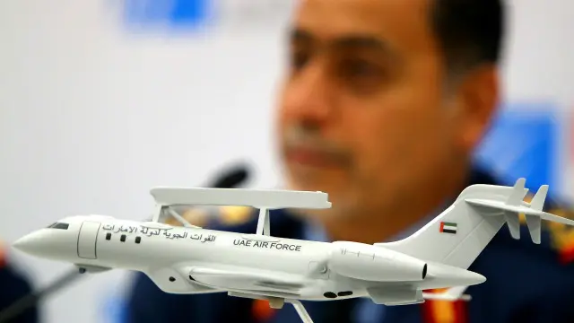 وقعت دولة الإمارات عقدا بقيمة 1.27 مليار دولار لشراء طائرتي مراقبة جلوبال 600 من إنتاج شركة ساب بالإضافة إلى تحديث طائرتين إضافيتين.