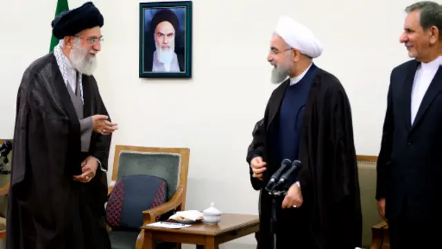 حسن روحانی، رئیس جمهور ایران سال گذشته گفته بود "تا قاچاق وجود دارد نمی توان اقتصاد مقاومتی را اجرا کرد"