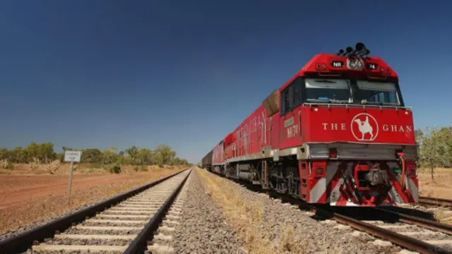 荒林之美
大汗号列车路线连通着达尔文港和阿德莱德之间3220公里长的澳大利亚腹地（图片来源：Getty）
