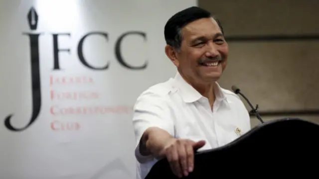 卢胡特还表示,他们不希望看到在这一地区的权力较量,他们希望能够通过对话和平解决问题。