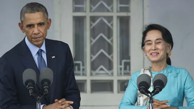 اوباما از آغاز زمامداری خود به استقرار دموکراسی و پیشرفت میانمار توجه داشته و دو بار به این کشور سفر کرده است