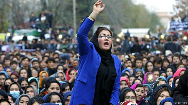 Mujeres de la minoría Hazara durante la protesta en Kabul