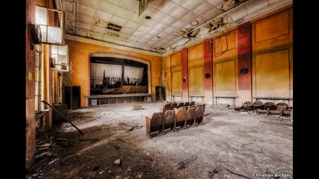 Teatro abandonado/Christian Richter