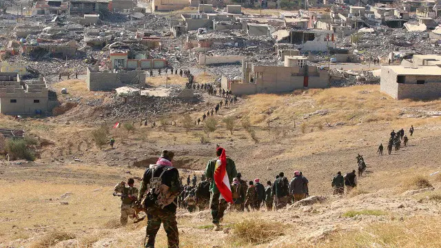 کرد حملے کو امریکی قیادت میں جاری فضائی حملوں کی معاونت حاصل ہے