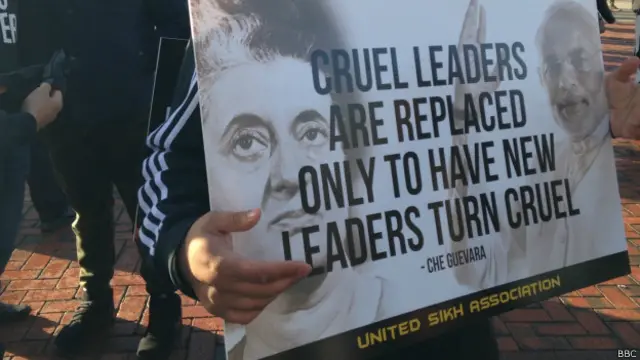 مودی کے خلاف نعرے بھی لگائے گئے