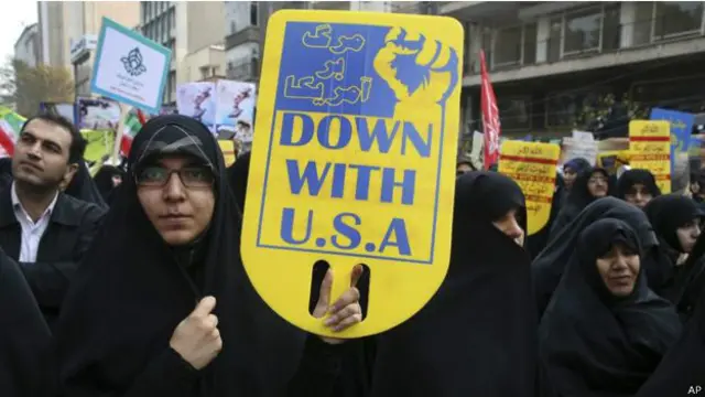 ریاستی نشریاتی ادارے اِن تازہ کارروائیوں کا جواز پیش کرنے کے لیے سپریم لیڈر کے جملوں کا استعمال کررہے ہیں