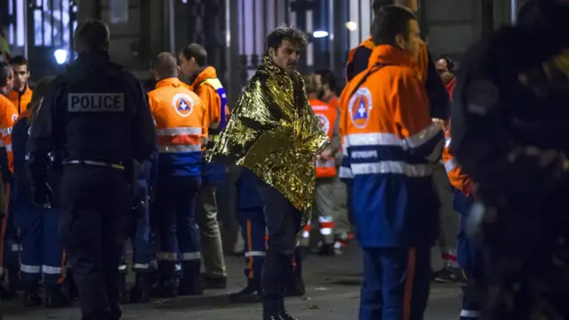 中国外交部则向国际媒体表示，对事件感到震惊。