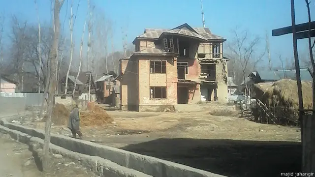 कश्मीरी पंडितों का विरान पड़ा घर