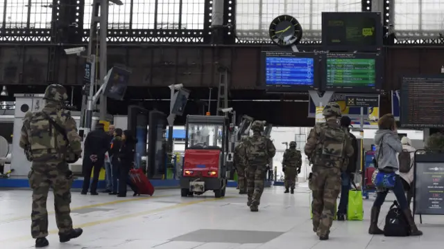 पेरिस हमला