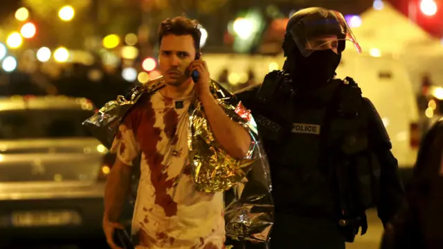 Як це було: напади в Парижі у фотографіях