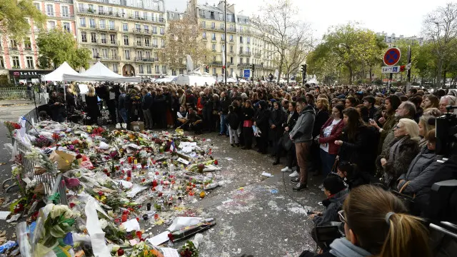 Париж мотамда...