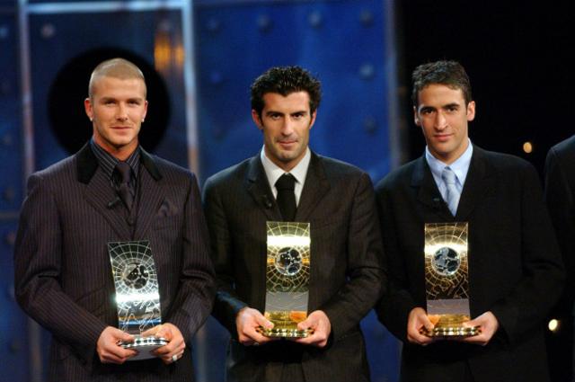 Conquistó muchos títulos, pero sólo pudo alcanzar un tercer puesto en los premios al mejor jugador del año que entrega la FIFA, fue en 2001 por detrás de Luis Figo y David Beckham.