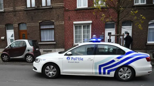 Policía en Molenbeek