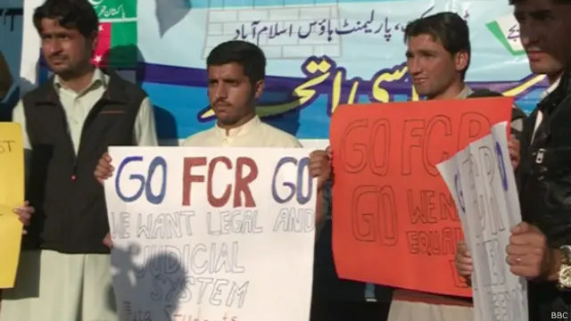 قبائلی رہنماؤں کا کہنا تھا کہ عوام فاٹا میں ایک صدی سے رائج انگریزوں کے دور کے قانون ایف سی آر کا فوری ِطور پر خاتمہ چاہتے ہیں