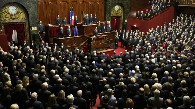 IS အဖွဲ့ကို ဟန့်တားနိုင်ရုံ မဟုတ်ဘဲ အမြစ်ပြတ် ချေမှုန်းသွားဖို့ ပိုင်းဖြတ် ထားတယ်လို့ သူက ပြော။