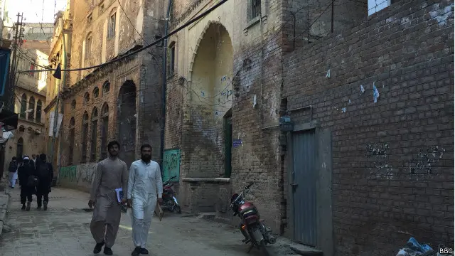 اندورن پشاور شہر ہشت نگری کے علاقے میں محلہ جوگیانوالا میں سکھوں کا ایک گوردوارہ سنہ 1947 کے بعد سے بند پڑا تھا