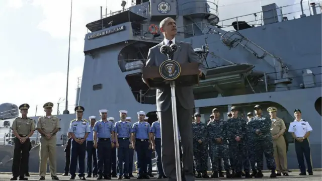 Ông Obama đã tới thăm tàu chiến BRP Gregorio del Pilar