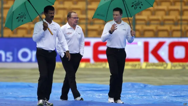 امپائروں نے پانچویں دن میدان کے معائینے کے بعد میچ کو منسوخ کیے جانے کا فیصلہ کیا