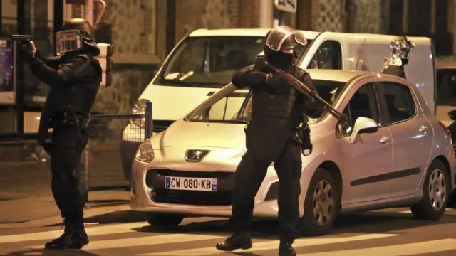 یہ آپریشن بدھ کو علی الصبح ساڑھے چار بجے شروع ہوا اور پانچ گھنٹے سے زیادہ دیر تک جاری رہا