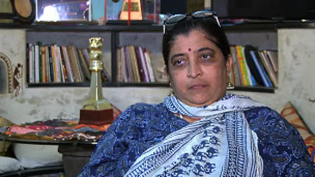 ऐडवोकेट वर्षा देशपांडे नामकरण की मुहिम का हिस्सा थीं.