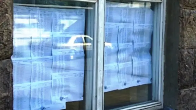 Müxalifət ilkin siyahılarda "ölü canlar" və ölkədə yaşamayan vətəndaşların daxil edildiyini iddia edir