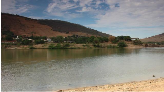 Reportagem rodou 560 km em quatro dias, passando por seis cidades em MG e ES, para registrar prejuizos gerados por rompimento de barragem em Mariana, no interior mineiro (BBC Brasil)