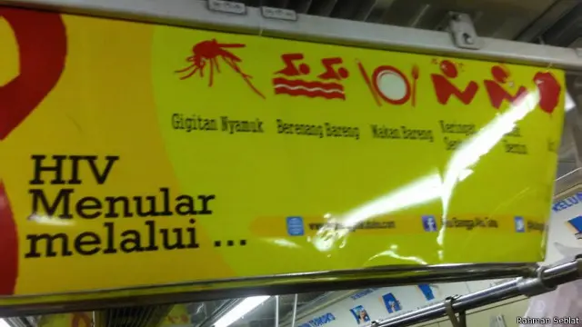 Poster HIV yang keliru
