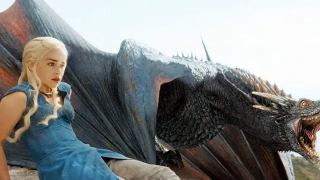 معمولاً د کتاب لوستونکي د ټلویزیوني لړۍ له خپرېدو مخکې توانیدل ویې لولي